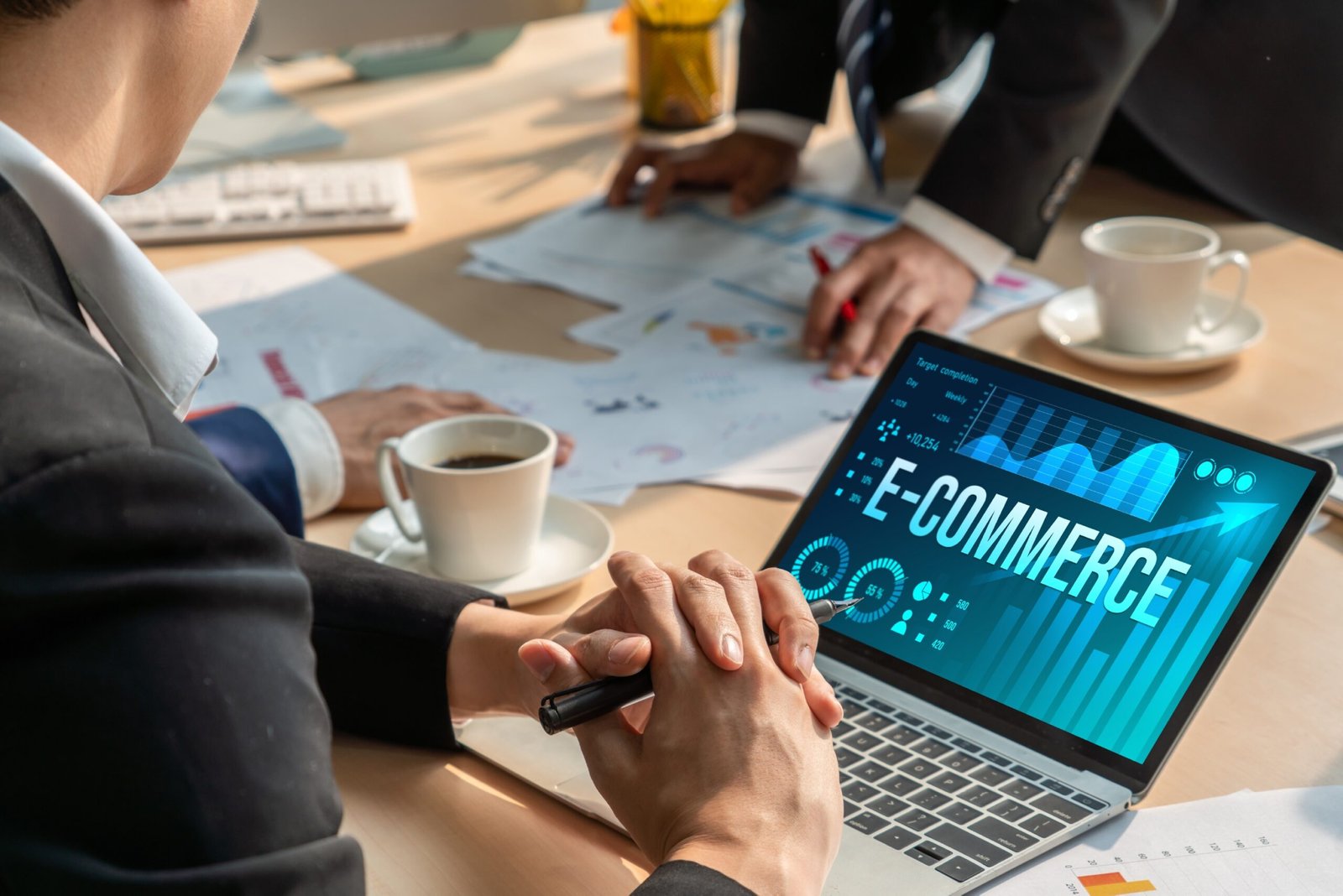 Multichannel E-commerce Struggles